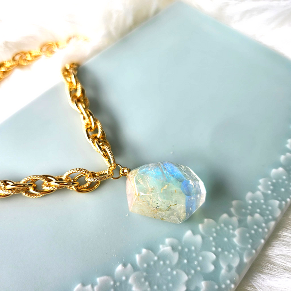 *Special Collection* Rainbow Moonstone Pendant Necklace