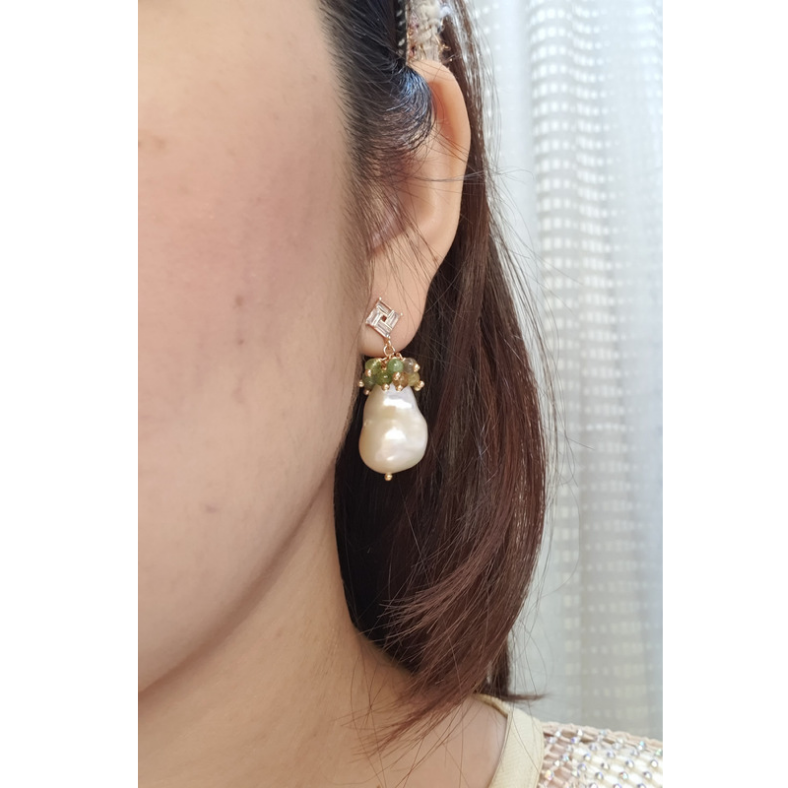 White Baroque Pearl (AAA Grade) Green Tourmaline Earrings