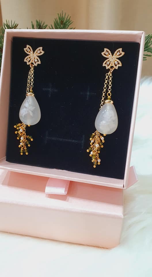 White Sakura Agate Feather Drop Earrings